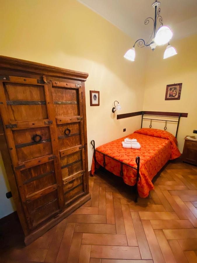 B&B Conte Cavour Νάπολη Εξωτερικό φωτογραφία