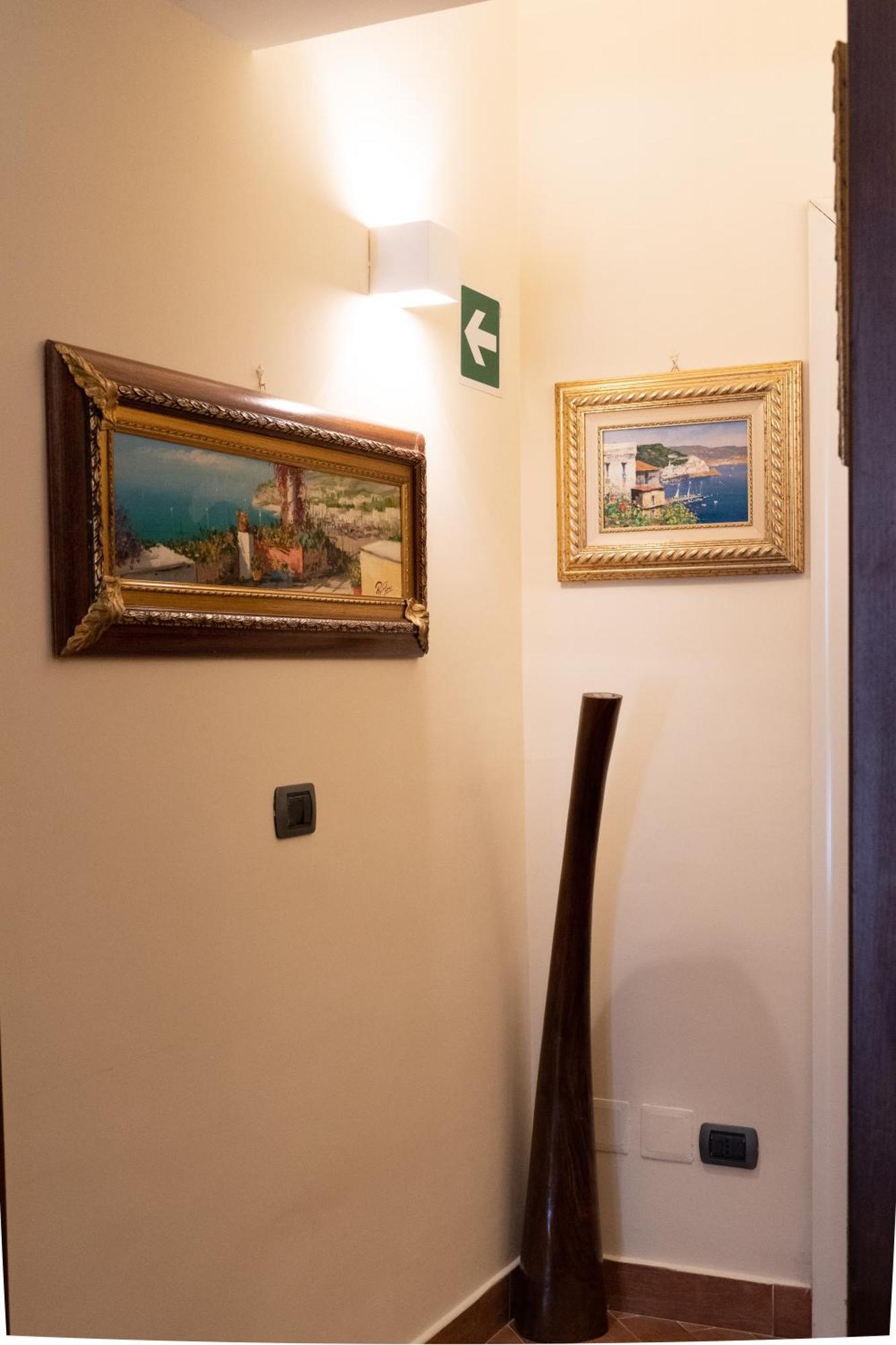 B&B Conte Cavour Νάπολη Εξωτερικό φωτογραφία