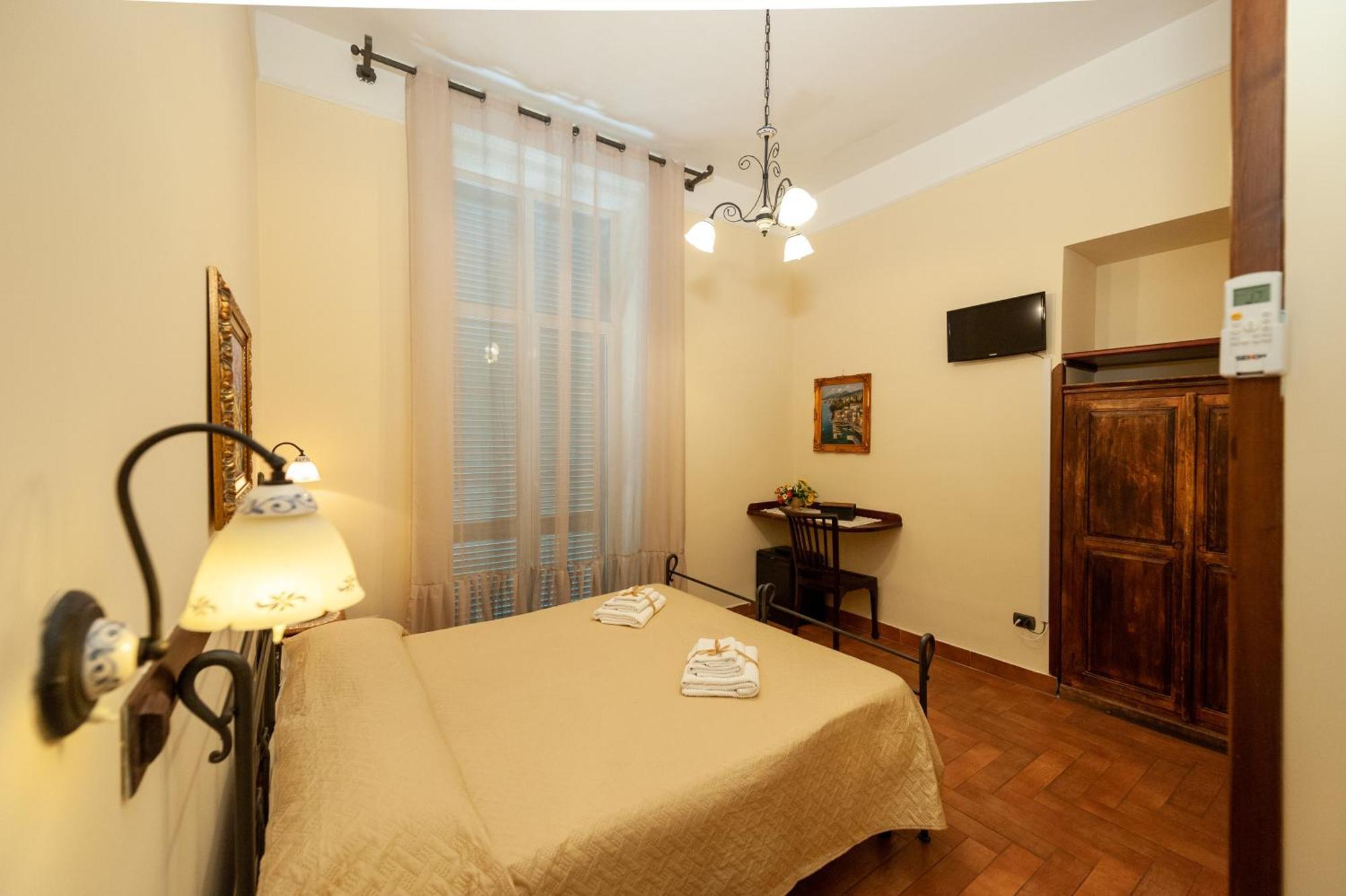 B&B Conte Cavour Νάπολη Εξωτερικό φωτογραφία