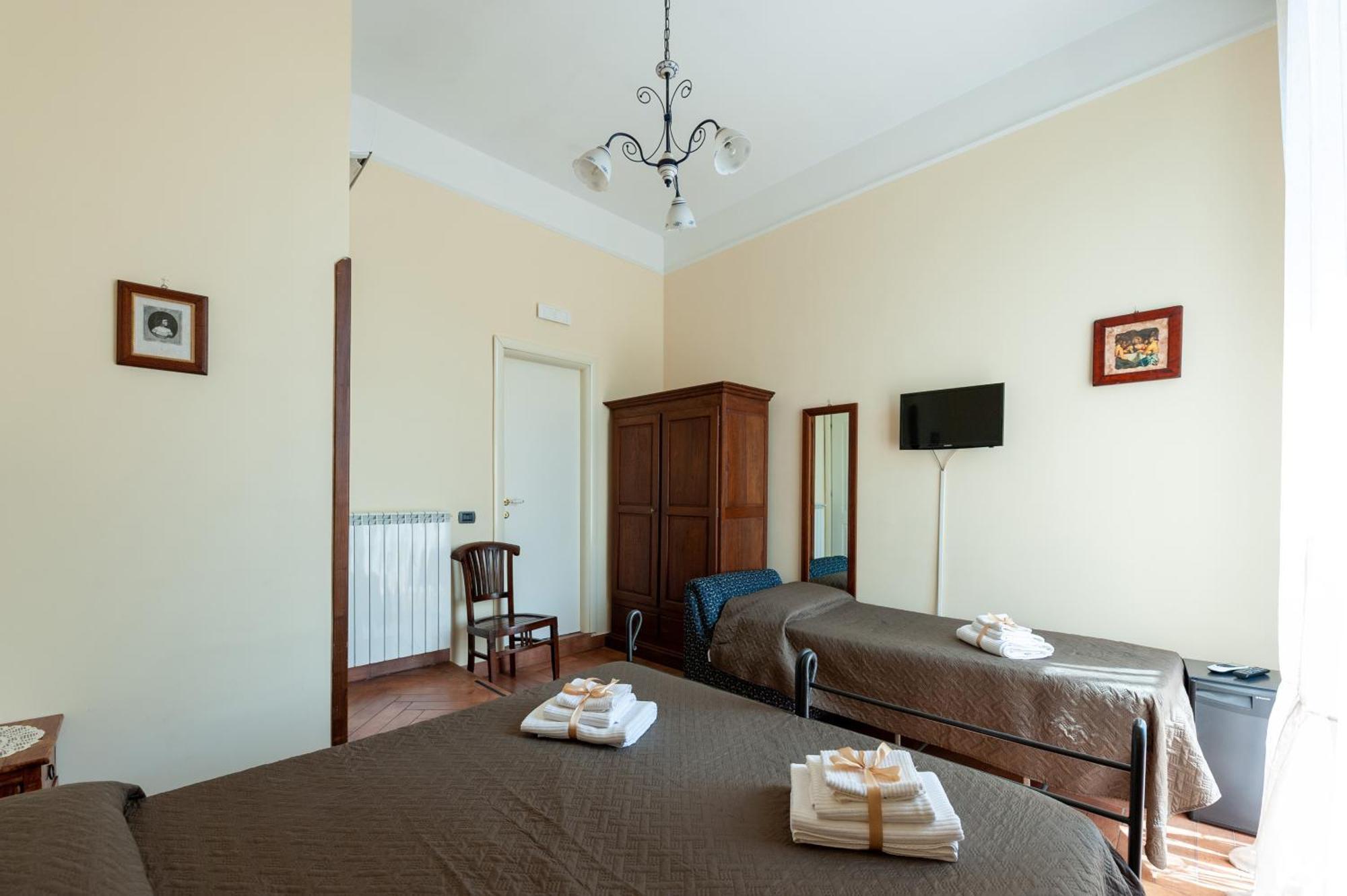 B&B Conte Cavour Νάπολη Εξωτερικό φωτογραφία