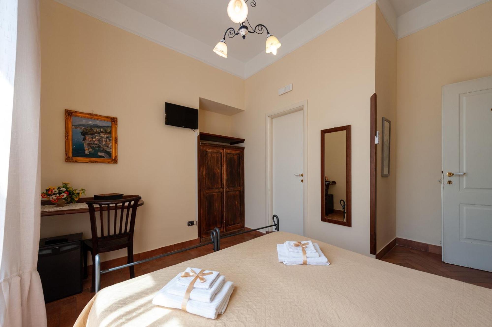B&B Conte Cavour Νάπολη Εξωτερικό φωτογραφία