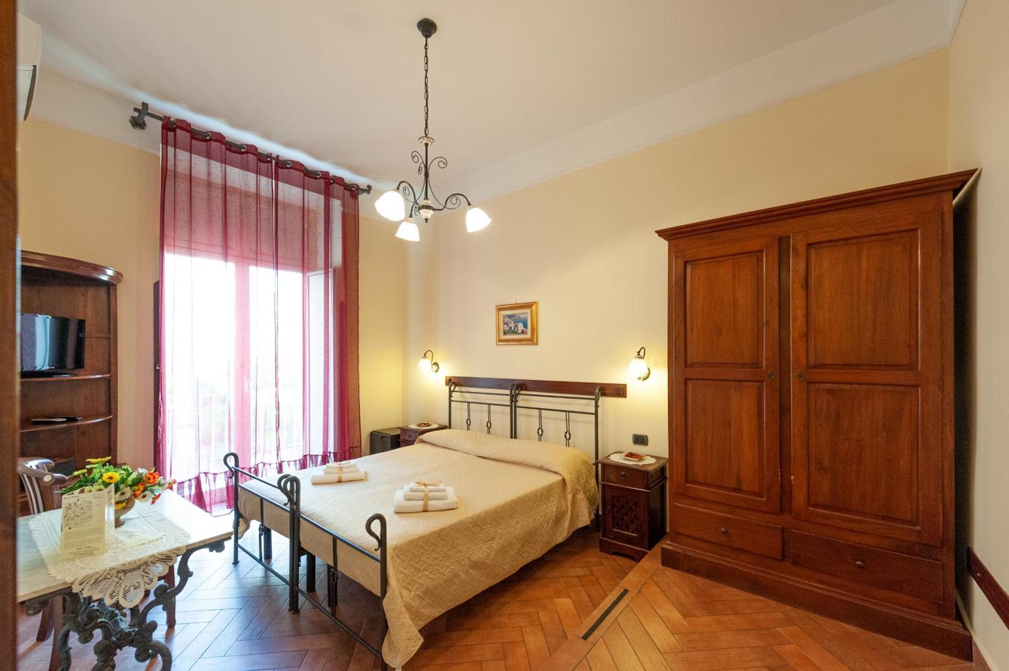 B&B Conte Cavour Νάπολη Εξωτερικό φωτογραφία