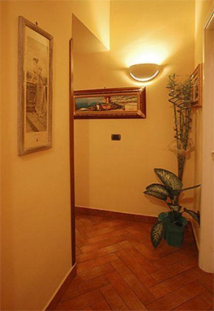 B&B Conte Cavour Νάπολη Εξωτερικό φωτογραφία