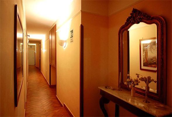 B&B Conte Cavour Νάπολη Εξωτερικό φωτογραφία