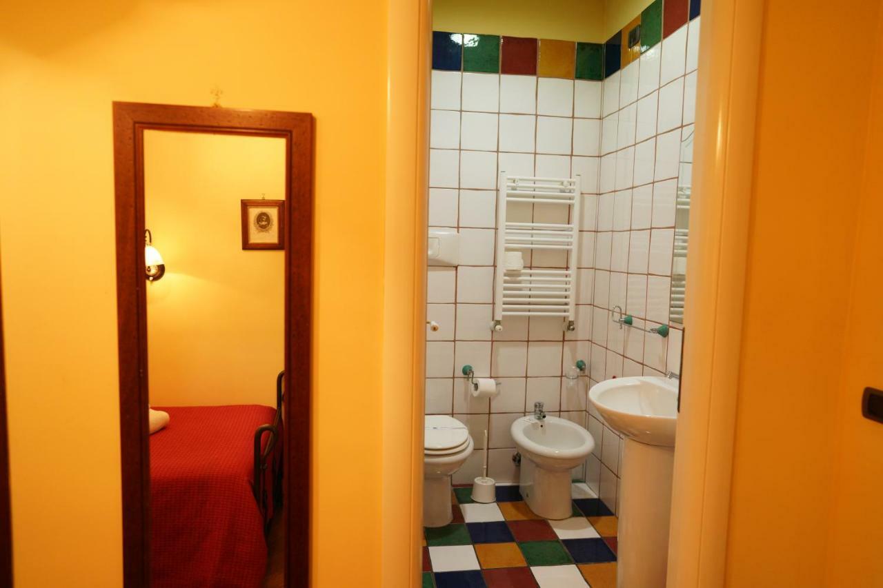 B&B Conte Cavour Νάπολη Εξωτερικό φωτογραφία