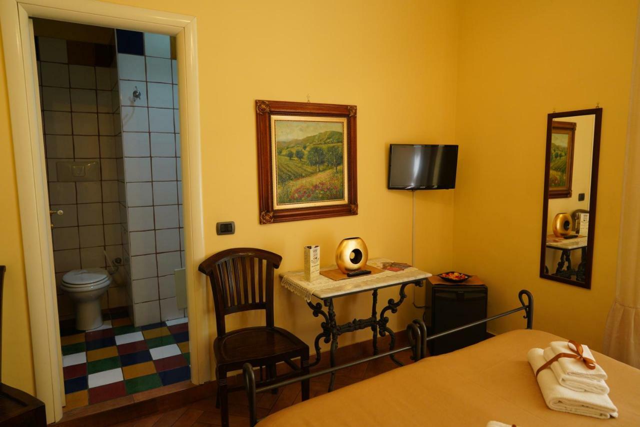 B&B Conte Cavour Νάπολη Εξωτερικό φωτογραφία