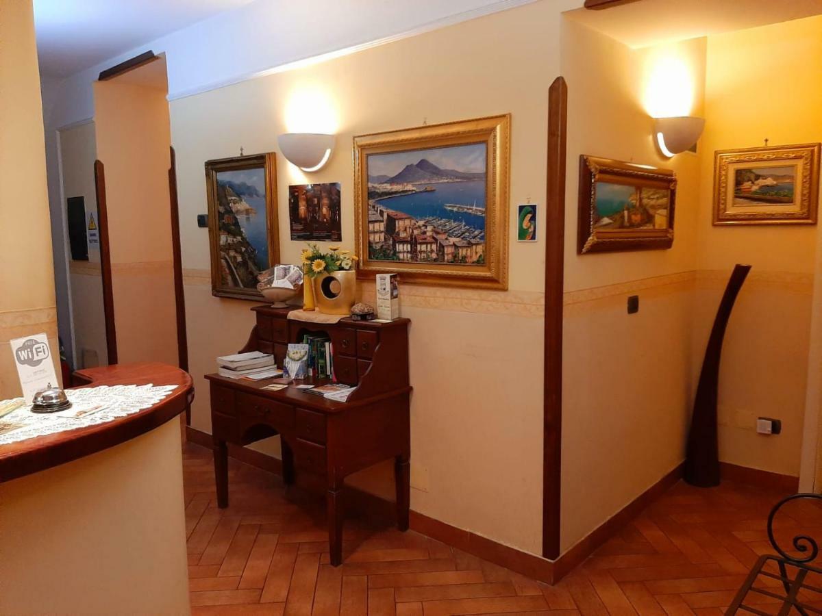 B&B Conte Cavour Νάπολη Εξωτερικό φωτογραφία